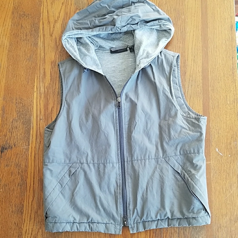 Express Hooded Crop Vest